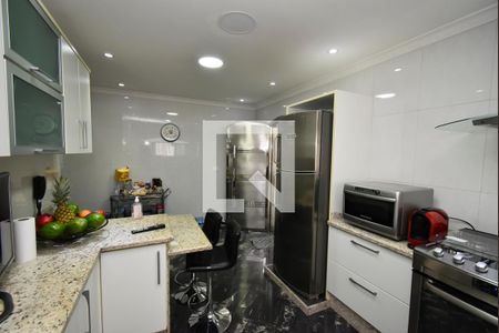 Casa à venda com 200m², 2 quartos e 3 vagasCozinha 