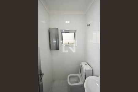 Casa à venda com 200m², 2 quartos e 3 vagasBanheiro 2