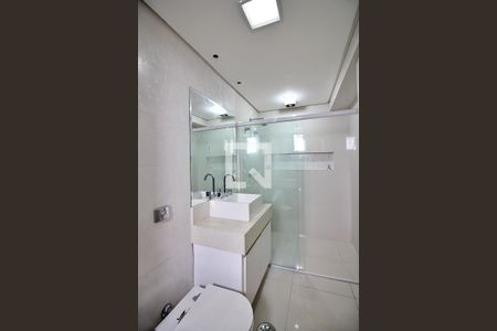 Apartamento à venda com 500m², 4 quartos e 6 vagasBanheiro da Suíte 1