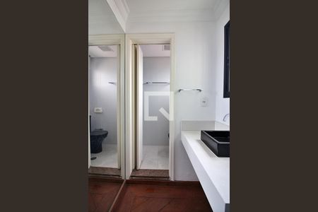 Apartamento à venda com 500m², 4 quartos e 6 vagasBanheiro da Suíte 3