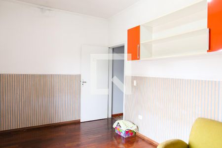 Casa à venda com 264m², 4 quartos e 6 vagas Casa à venda com 264m², 4 quartos e 6 vagasQuarto 2