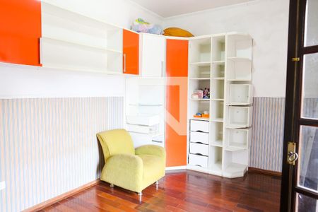 Casa à venda com 264m², 4 quartos e 6 vagas Casa à venda com 264m², 4 quartos e 6 vagasQuarto 2