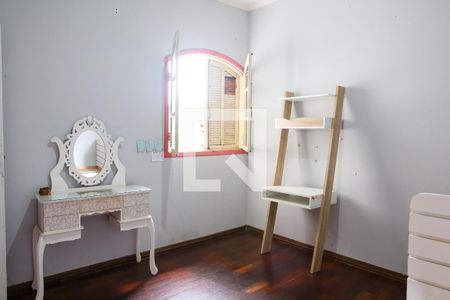 Casa à venda com 264m², 4 quartos e 6 vagas Casa à venda com 264m², 4 quartos e 6 vagasQuarto 3