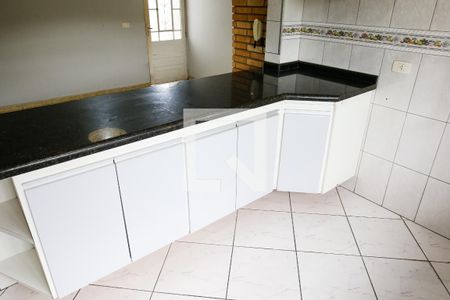 Casa à venda com 264m², 4 quartos e 6 vagas Casa à venda com 264m², 4 quartos e 6 vagasCozinha