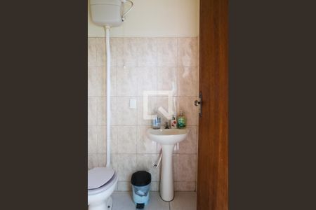 Casa à venda com 264m², 4 quartos e 6 vagas Casa à venda com 264m², 4 quartos e 6 vagasBanheiro da Garagem