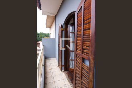 Casa à venda com 264m², 4 quartos e 6 vagas Casa à venda com 264m², 4 quartos e 6 vagasVaranda do Quarto 2