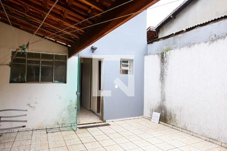 Casa à venda com 264m², 4 quartos e 6 vagas Casa à venda com 264m², 4 quartos e 6 vagasChurrasqueira