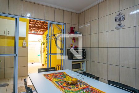 Casa de condomínio à venda com 104m², 2 quartos e 1 vagaCozinha