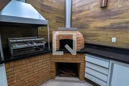 Apartamento à venda com 127m², 4 quartos e 2 vagas Apartamento à venda com 127m², 4 quartos e 2 vagasChurrasqueira