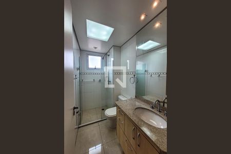 Apartamento à venda com 127m², 4 quartos e 2 vagas Apartamento à venda com 127m², 4 quartos e 2 vagasBanheiro Social