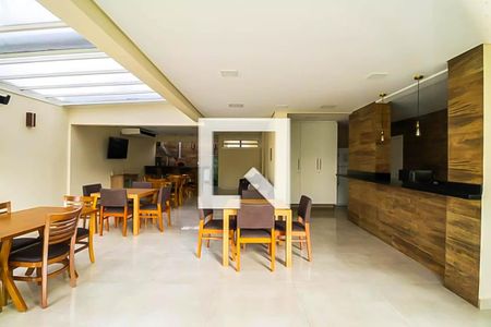 Apartamento à venda com 127m², 4 quartos e 2 vagas Apartamento à venda com 127m², 4 quartos e 2 vagasSalão de Festas