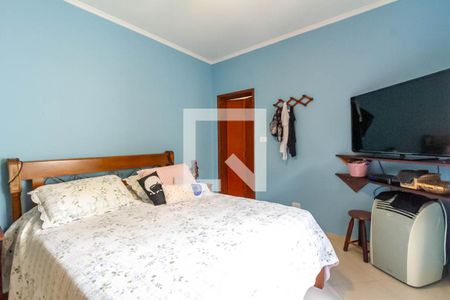 Casa à venda com 210m², 4 quartos e 2 vagasSuíte 1