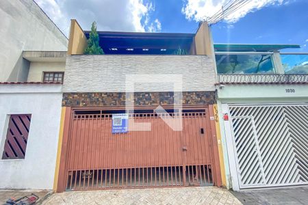 Casa à venda com 210m², 4 quartos e 2 vagasFachada