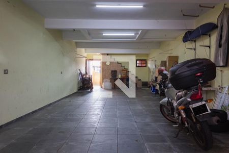 Casa à venda com 225m², 2 quartos e 7 vagasGaragem