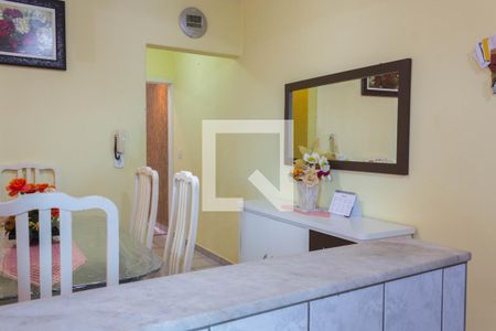 Casa à venda com 225m², 2 quartos e 7 vagasCozinha