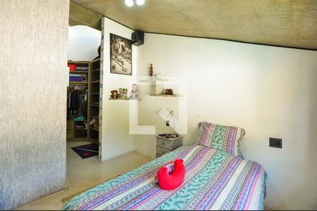 Casa à venda com 550m², 4 quartos e 4 vagas Casa à venda com 550m², 4 quartos e 4 vagasSuíte 1