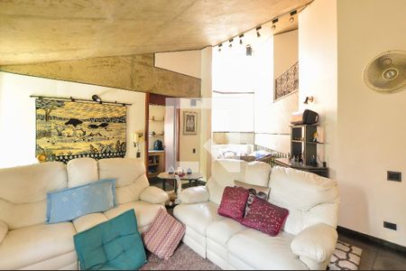 Casa à venda com 550m², 4 quartos e 4 vagas Casa à venda com 550m², 4 quartos e 4 vagasSala Íntima