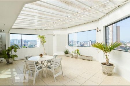 Apartamento à venda com 120m², 3 quartos e 2 vagas Apartamento à venda com 120m², 3 quartos e 2 vagasÁrea comum
