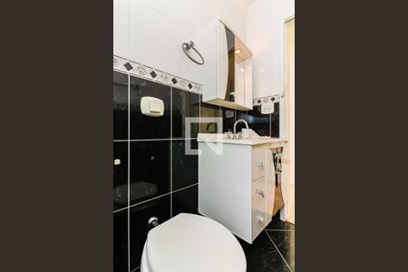 Apartamento para alugar com 75m², 2 quartos e 1 vaga Apartamento para alugar com 75m², 2 quartos e 1 vagaBanheiro