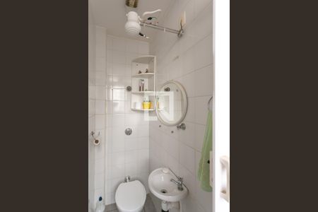 Apartamento à venda com 119m², 3 quartos e 1 vaga Apartamento à venda com 119m², 3 quartos e 1 vagaÁrea de Serviço