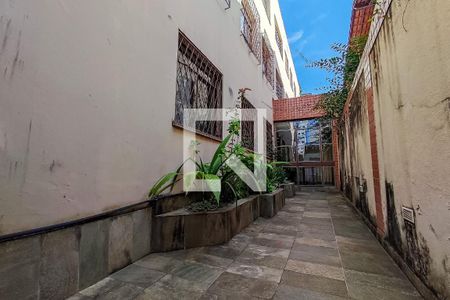 Apartamento à venda com 119m², 3 quartos e 1 vaga Apartamento à venda com 119m², 3 quartos e 1 vagaEntrada