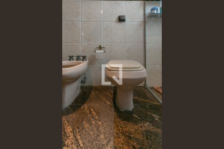 Apartamento à venda com 119m², 3 quartos e 1 vaga Apartamento à venda com 119m², 3 quartos e 1 vagaBanheiro