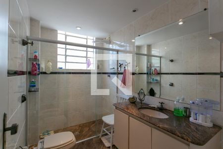 Apartamento à venda com 119m², 3 quartos e 1 vaga Apartamento à venda com 119m², 3 quartos e 1 vagaBanheiro