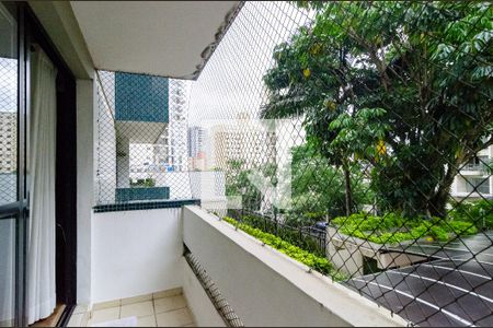 Apartamento à venda com 100m², 3 quartos e 2 vagasVaranda