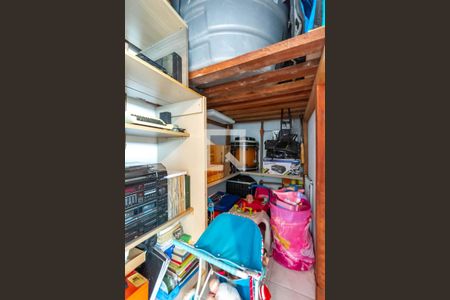 Casa à venda com 272m², 4 quartos e 3 vagas Casa à venda com 272m², 4 quartos e 3 vagasSótão