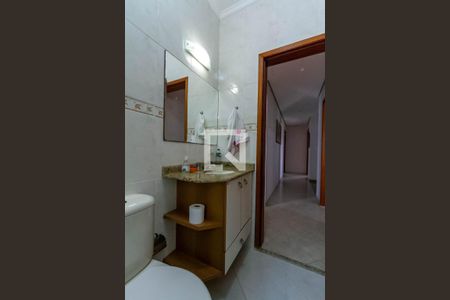 Casa à venda com 272m², 4 quartos e 3 vagas Casa à venda com 272m², 4 quartos e 3 vagasBanheiro Social