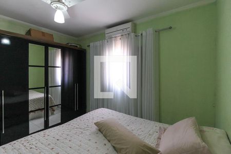 Casa à venda com 300m², 3 quartos e 2 vagas Casa à venda com 300m², 3 quartos e 2 vagasQuarto 3 - Suíte