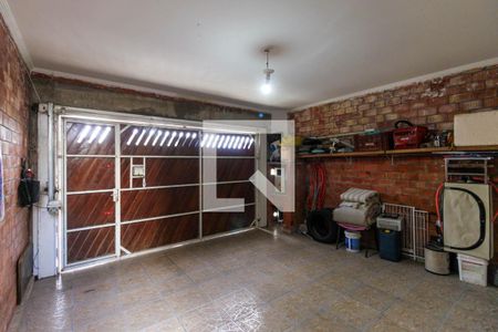 Casa à venda com 300m², 3 quartos e 2 vagas Casa à venda com 300m², 3 quartos e 2 vagasGaragem