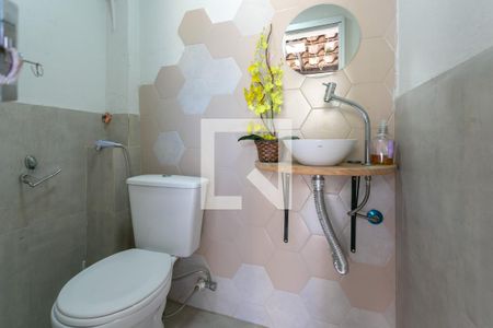 Apartamento à venda com 167m², 3 quartos e 2 vagas Apartamento à venda com 167m², 3 quartos e 2 vagasLavabo