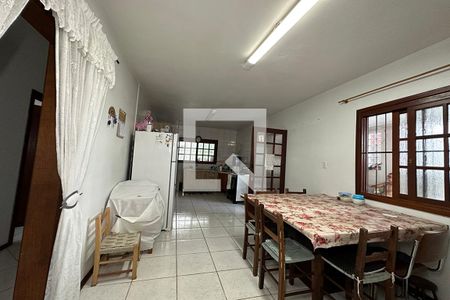 Casa à venda com 160m², 3 quartos e 2 vagasCozinha