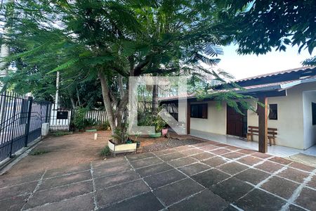 Casa à venda com 160m², 3 quartos e 2 vagasPátio