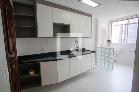 Apartamento à venda com 90m², 3 quartos e 1 vaga Apartamento à venda com 90m², 3 quartos e 1 vagaCozinha