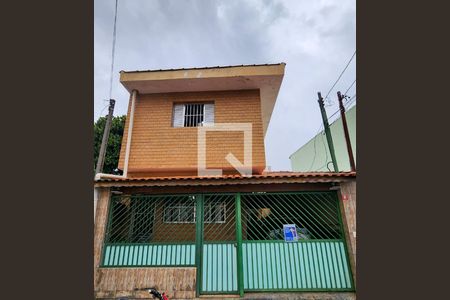 Casa à venda com 225m², 4 quartos e 3 vagasFachada