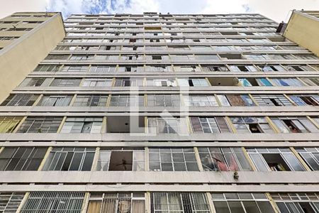 Studio à venda com 116m², 2 quartos e sem vaga Studio à venda com 116m², 2 quartos e sem vagaFachada