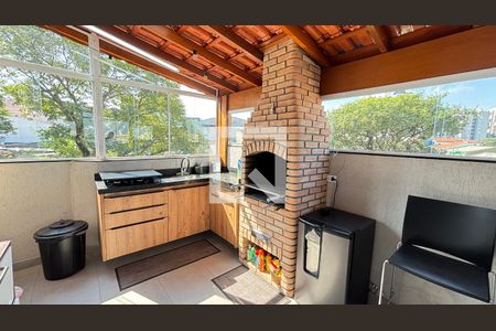 Apartamento à venda com 180m², 3 quartos e 2 vagasCobertura