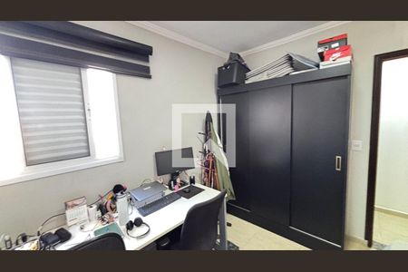 Apartamento à venda com 180m², 3 quartos e 2 vagasQuarto 1