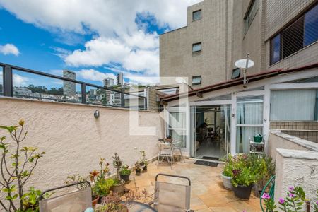 Apartamento à venda com 180m², 3 quartos e 2 vagas Apartamento à venda com 180m², 3 quartos e 2 vagasVaranda da Sala 3