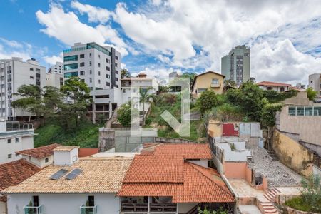 Apartamento à venda com 180m², 3 quartos e 2 vagas Apartamento à venda com 180m², 3 quartos e 2 vagasQuarto 3