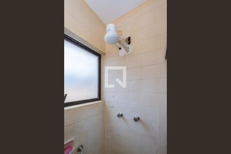 Apartamento à venda com 180m², 3 quartos e 2 vagas Apartamento à venda com 180m², 3 quartos e 2 vagasBanheiro da Suíte