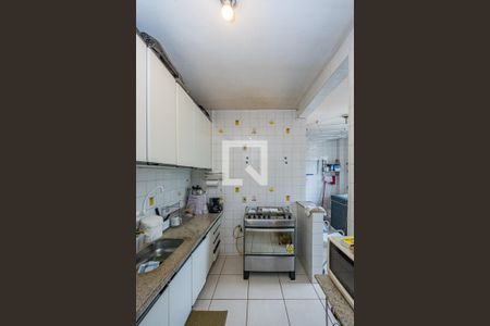 Apartamento à venda com 180m², 3 quartos e 2 vagas Apartamento à venda com 180m², 3 quartos e 2 vagasCozinha