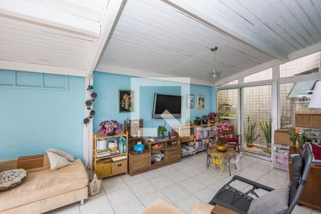 Apartamento à venda com 180m², 3 quartos e 2 vagas Apartamento à venda com 180m², 3 quartos e 2 vagasSala 3