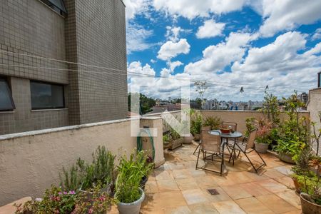 Apartamento à venda com 180m², 3 quartos e 2 vagas Apartamento à venda com 180m², 3 quartos e 2 vagasVaranda da Sala 3