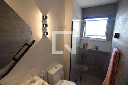 Apartamento à venda com 307m², 4 quartos e 3 vagasBanheiro da Suíte 2