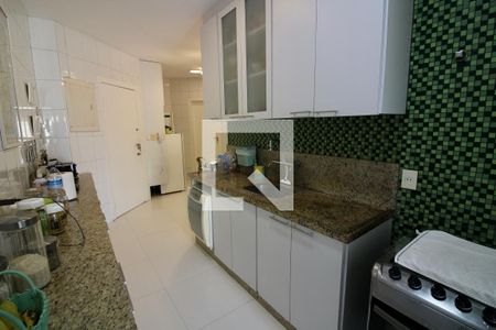Apartamento à venda com 307m², 4 quartos e 3 vagasCozinha