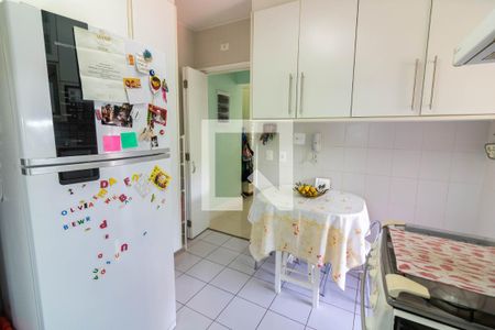 Apartamento à venda com 96m², 3 quartos e 2 vagasCozinha 