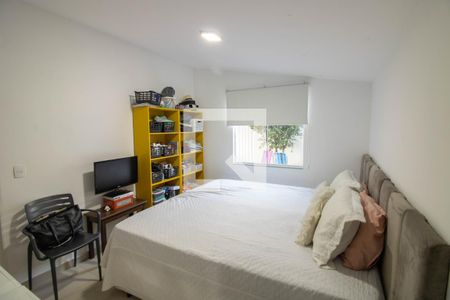 Casa de condomínio à venda com 180m², 3 quartos e 1 vaga Casa de condomínio à venda com 180m², 3 quartos e 1 vagaSuíte